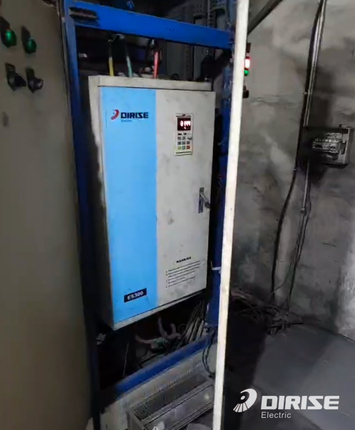 熄焦車變頻器應(yīng)用現(xiàn)場1
